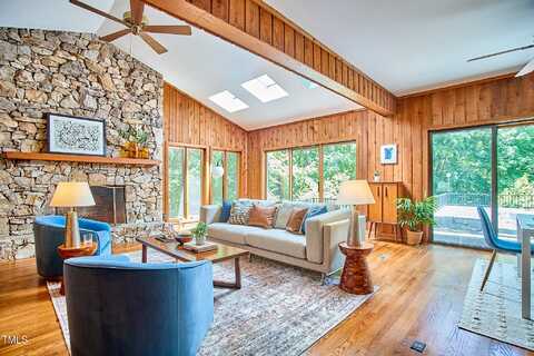 37 Wedgewood Road, Chapel Hill, NC 27514
