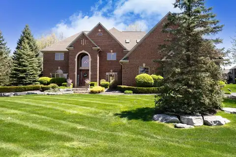 67480 Rachael Lane, Washington, MI 48095