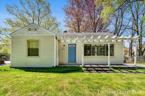 17300 W Spring Lake Road, Spring Lake, MI 49456