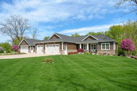 23174 72nd Avenue, Lawton, MI 49065