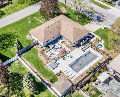 55 Gabriel Drive, South Haven, MI 49090