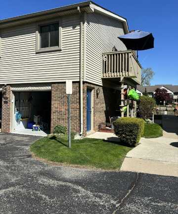 27880 Reo Road, Grosse Ile, MI 48138