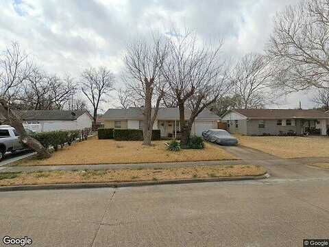 Moon, MESQUITE, TX 75150