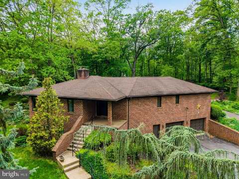 399 BARNSTABLE ROAD, CARLISLE, PA 17015