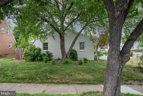 1321 DANDRIDGE STREET, FREDERICKSBURG, VA 22401