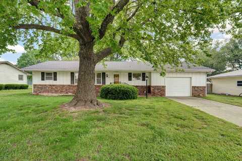 922 Wood Street, Mount Vernon, MO 65712