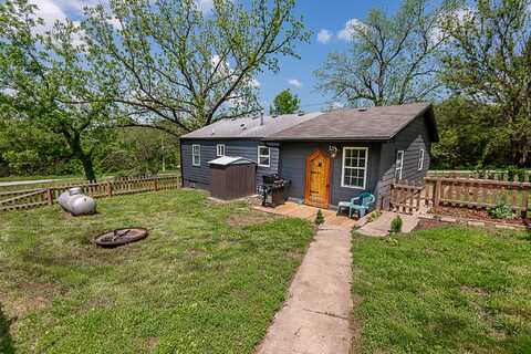 10870 N Farm Rd 137, Brighton, MO 65617