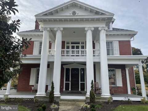 11 LINDEN AVENUE, MERCERSBURG, PA 17236