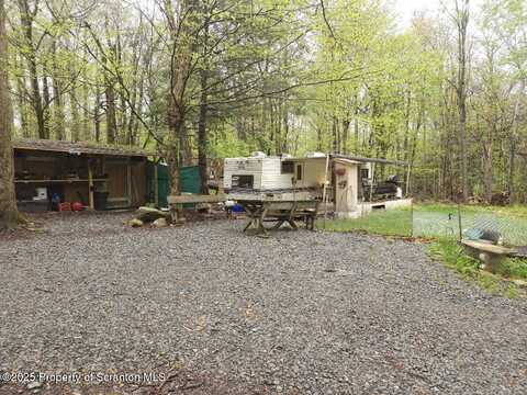 36 Bent Bow Path, Gouldsboro, PA 18424