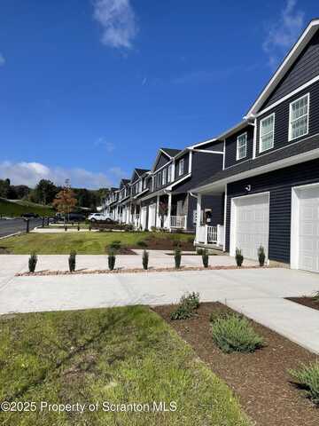 406 Felts Street, Taylor, PA 18517