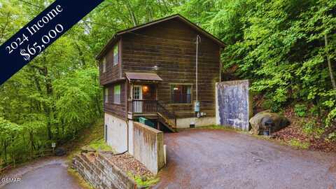 933 Ski Mountain Road, Gatlinburg, TN 37738