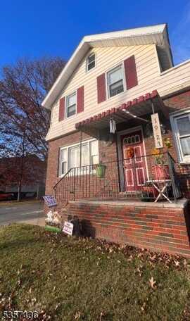 1927 Vauxhall Rd, Union, NJ 07083