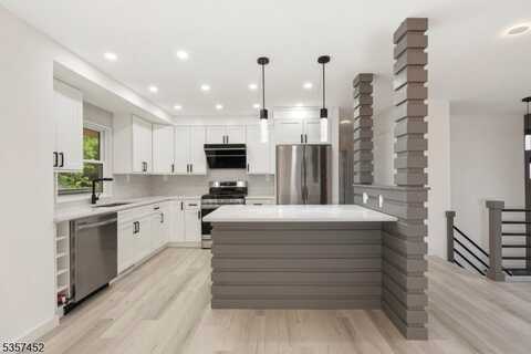 3 Kory Rd, Newton, NJ 07860