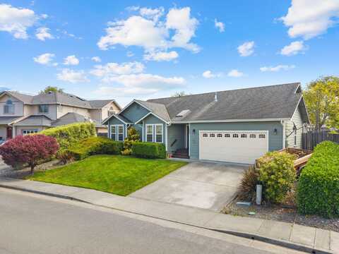 1855 Chanterelle Drive, McKinleyville, CA 95519