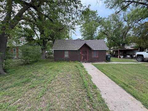 514 E 4th, Ellinwood, KS 67526