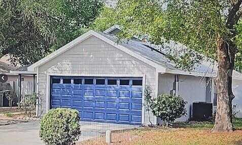 Royal Oaks, APOPKA, FL 32703