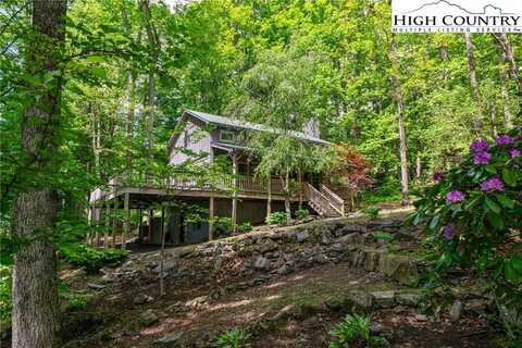 415 Will Isaacs Road, Zionville, NC 28698