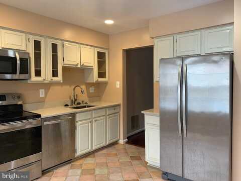 3027 MOZART DRIVE, SILVER SPRING, MD 20904