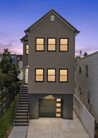 118 WEST 21ST ST, Bayonne, NJ 07002