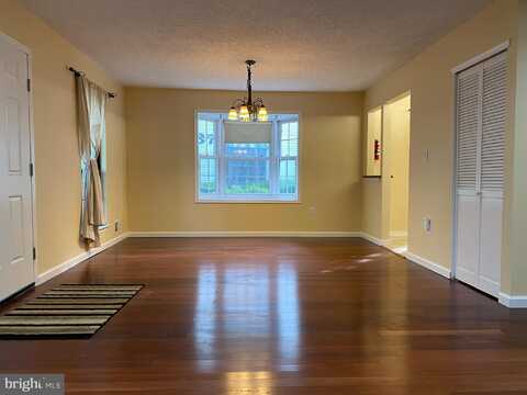 64 DREWES, LAWRENCEVILLE, NJ 08648