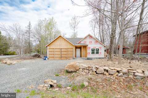 3111 BRIARWOOD DRIVE, TOBYHANNA, PA 18466