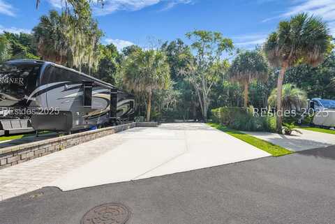 43 Jenkins Island Rd, Hilton Head Island, SC 29926