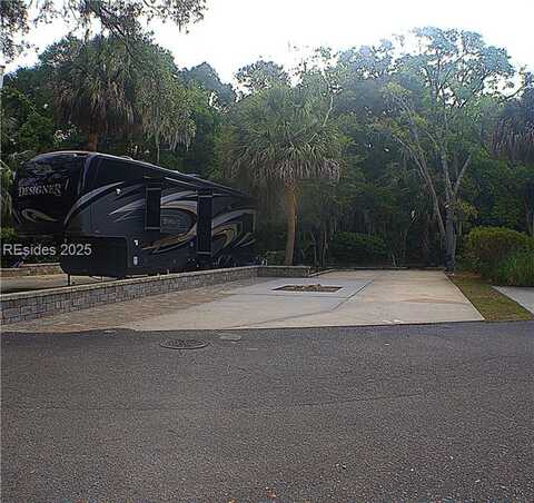 43 Jenkins Island Rd, Hilton Head Island, SC 29926