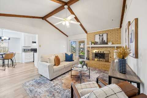Knoxville, BEDFORD, TX 76022