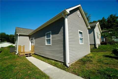 2814 S 21st Street, Saint Joseph, MO 64503