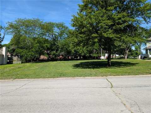 602 Park Place, Warrensburg, MO 64093