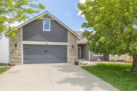 820 Diamondhead Drive, Lawrence, KS 66049