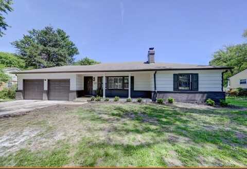 7533 CHARLOTTE Street, Kansas City, MO 64131