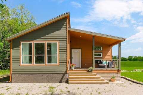 85 Birdie Lane, Mound City, KS 66056