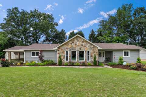 1009 PONCE DE LEON Dr, Jasper, AL 35504