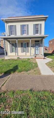 103 LOWER MARKET STREET, Milton, PA 17847