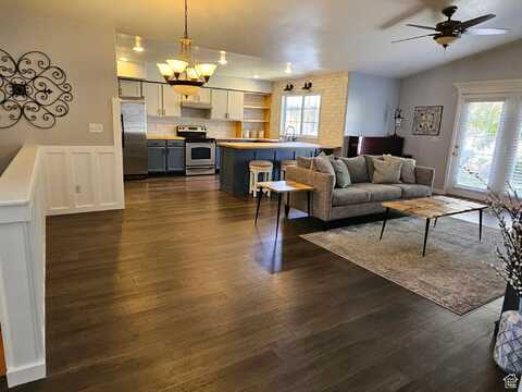 1238 W 4550 S, Riverdale, UT 84405