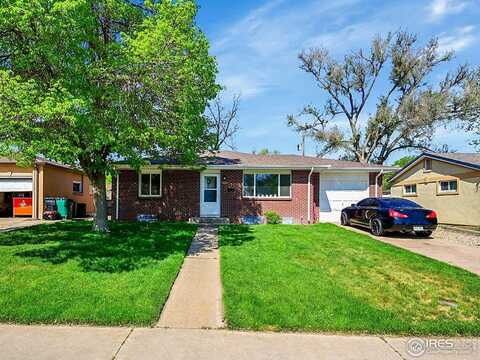 421 26th Ave Ct, Greeley, CO 80634