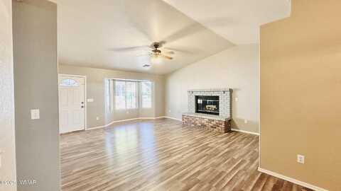 635 N 6Th Avenue, Show Low, AZ 85901