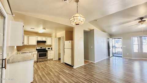 635 N 6Th Avenue, Show Low, AZ 85901