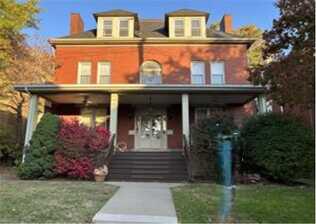 421 S Pacific Ave, Friendship Park, PA 15224