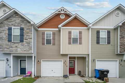 307 Cedar Island Trail, Holly Ridge, NC 28445