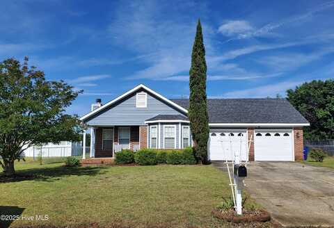 122 Davenport Drive, Raeford, NC 28376