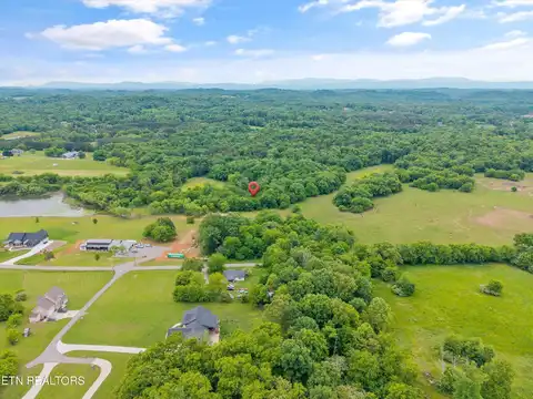 4181 Lowes Ferry Rd, Louisville, TN 37777