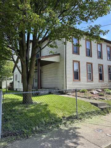 956 Park Avenue, Springfield, OH 45503