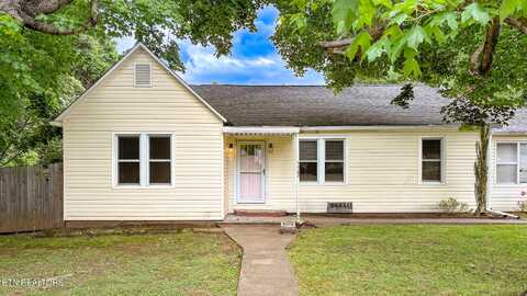 4422 Singleton Station Rd, Louisville, TN 37777