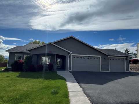 2730 Heritage Court, Klamath Falls, OR 97603