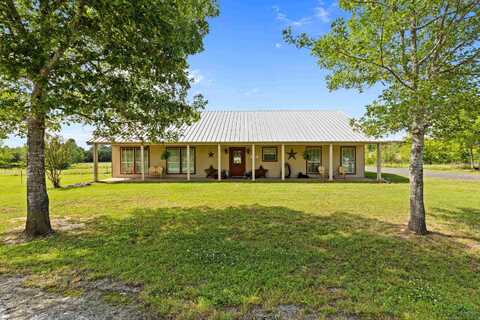 8550 New Hope Rd, Gilmer, TX 75645