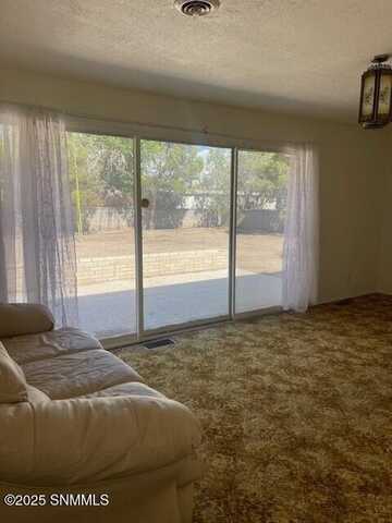 1708 N Alameda Boulevard, Las Cruces, NM 88005