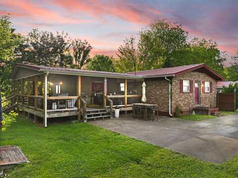 88 Plum Street, Stanton, KY 40380