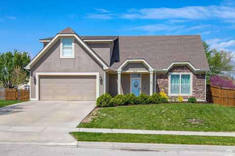3612 Prairie Clover Court, Lawrence, KS 66049
